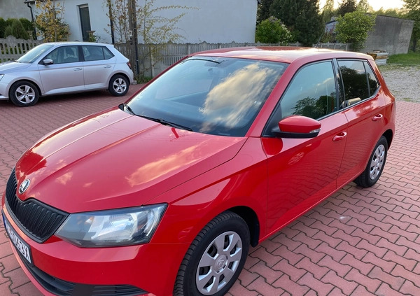 Skoda Fabia cena 22900 przebieg: 239000, rok produkcji 2016 z Drzewica małe 11